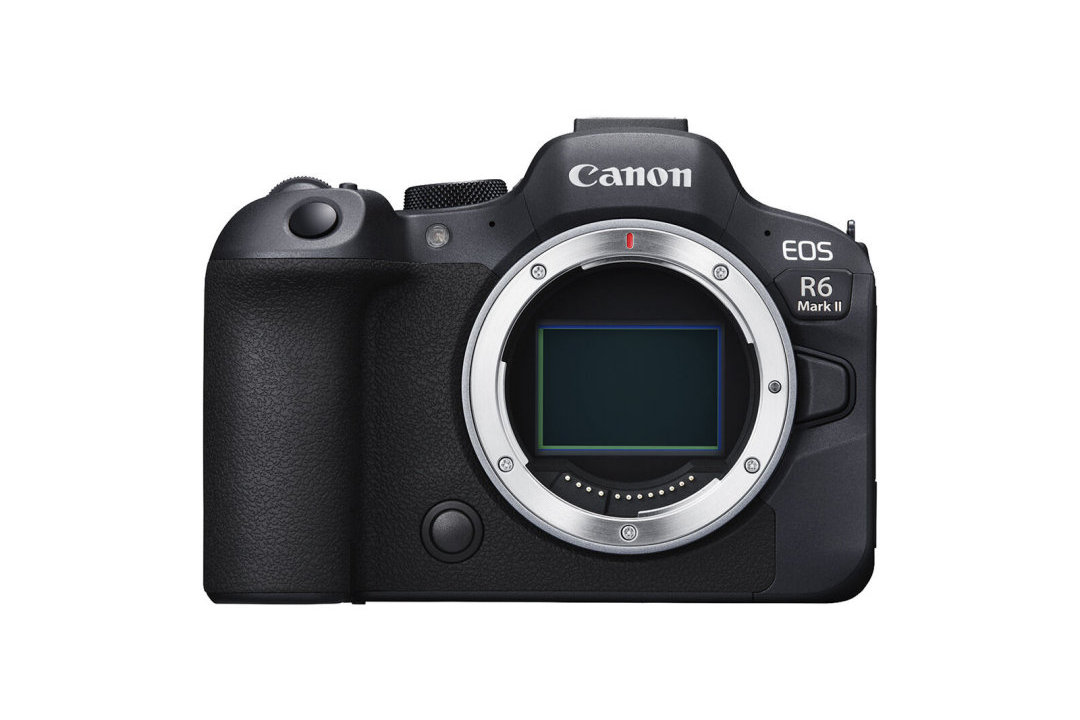 Canon_R6_Mark_II__2___3_2_.jpg