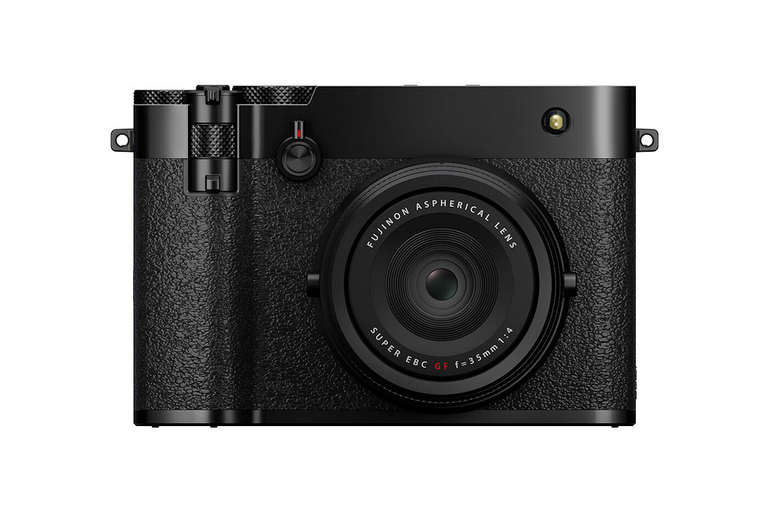 FujiFilm_GFX100_RF_Cropped.jpg