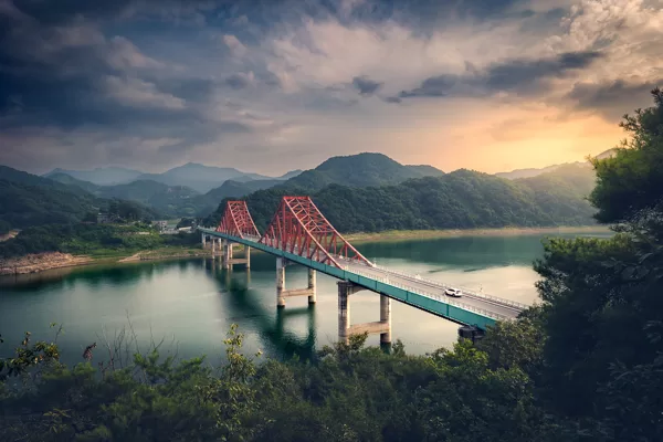 https://www.flickr.com/photos/xotcho/53857441439/in/pool-3135872@N21/