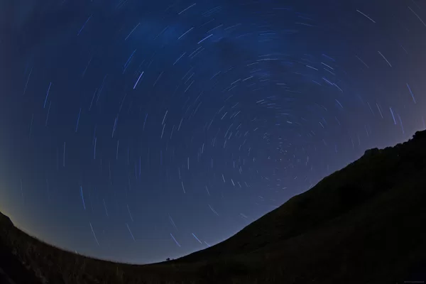 https://www.flickr.com/photos/taymtaym/36804011431/in/pool-canon8-15mm/