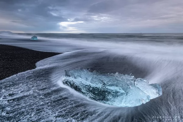 https://www.flickr.com/photos/papayankee33/49336009441/in/pool-nikon16-35mm/