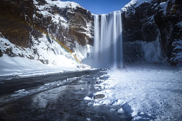https://www.flickr.com/photos/nstening/50427029402/in/pool-canon-rf-15-35mm-l/